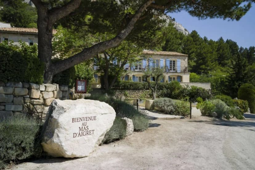 LE MAS D'AIGRET Hôtel Restaurant — photo 1