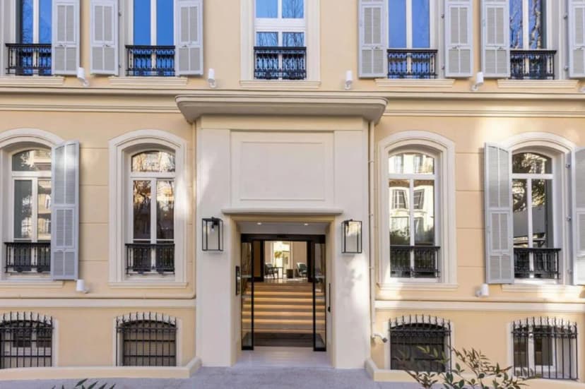 Hôtel Apollinaire Nice - WH Distinctive — photo 1