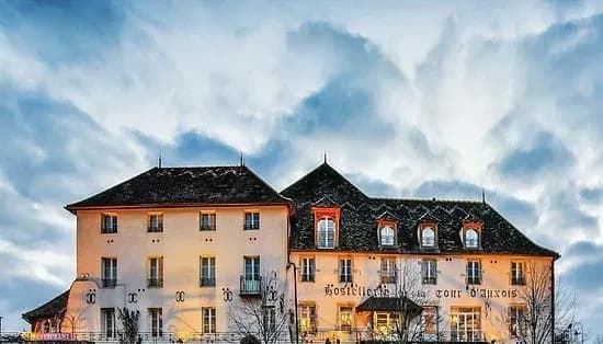 Hostellerie de la Tour d'Auxois — photo 1