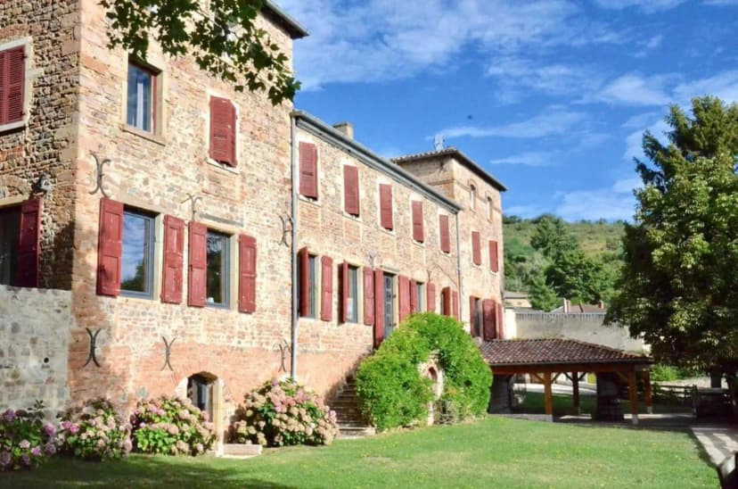 Chateau Pruzilly — photo 1