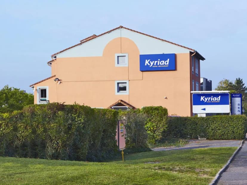 Hotel Kyriad South Lyon Saint-Genis-Laval — photo 3