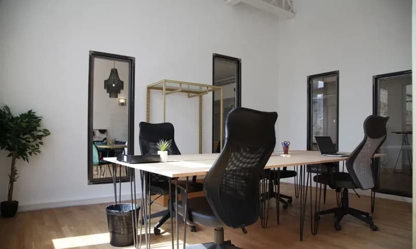 Offices And Co - Nouvelles Galeries — photo 4