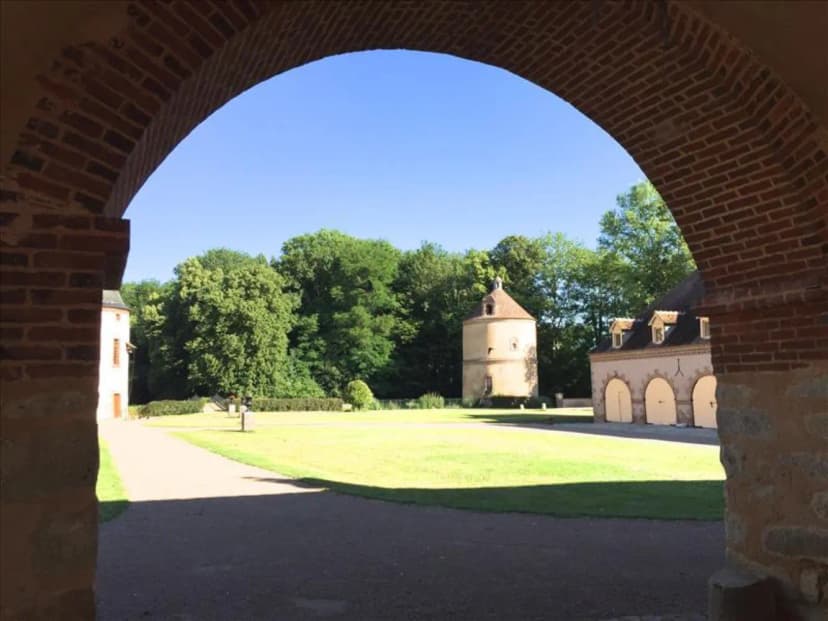 CHATEAU DE CHEVILLON — photo 2