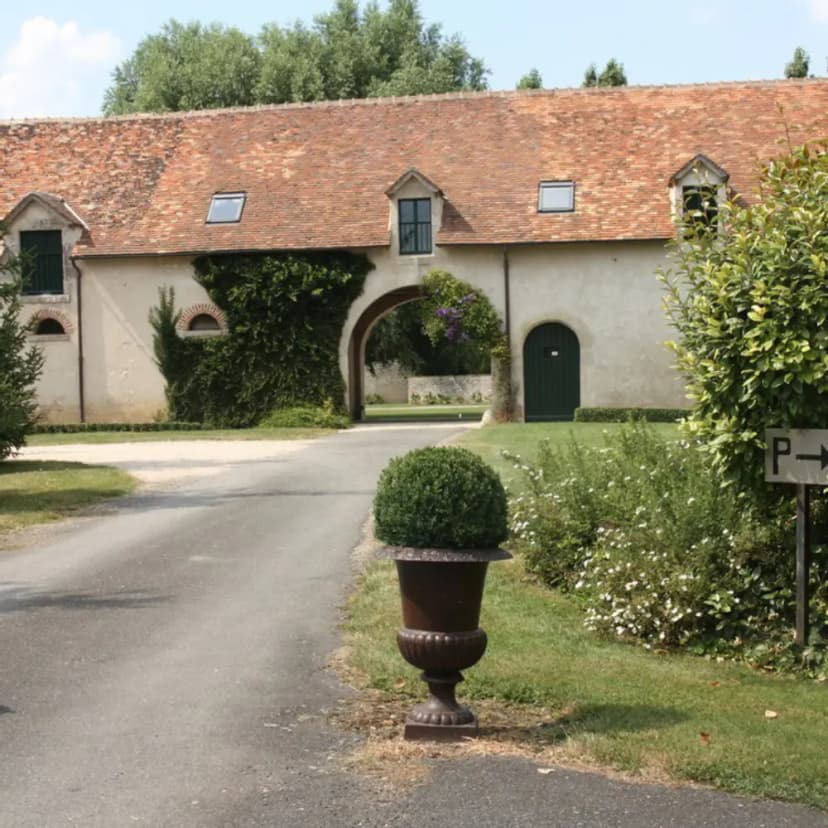 Le Grand Villegomblain — photo 4
