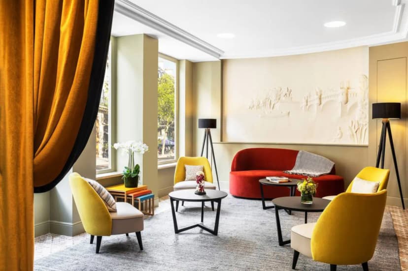 Hôtel Ducs de Bourgogne — photo 1