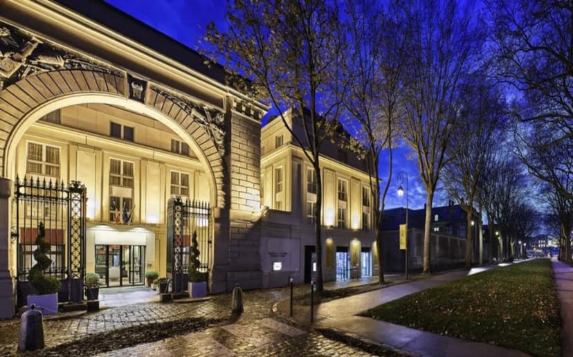 Hôtel Le Louis Versailles Château - MGallery