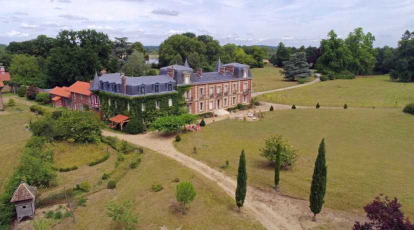 Château Le Quesnoy — photo 1
