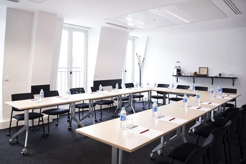 Baya - Paris Scribe Haussmann - Coworking, Location de bureau & Salle de Réunion — photo 1