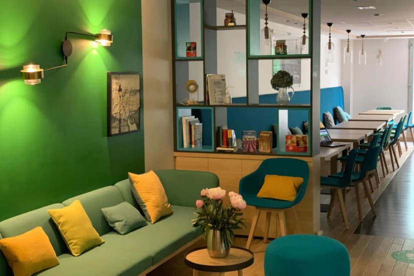 Holiday Inn Paris - Montmartre, an IHG Hotel — photo 1