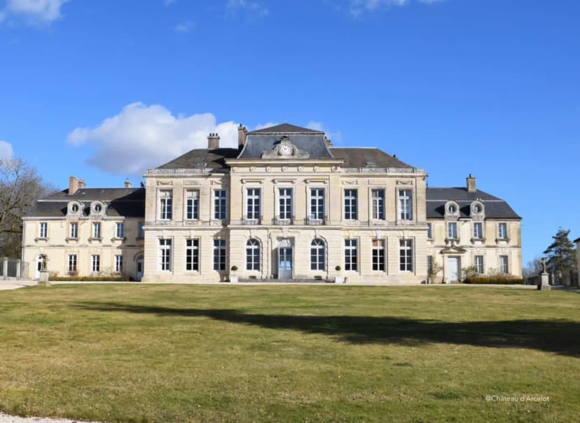 Château d'Arcelot — photo 1