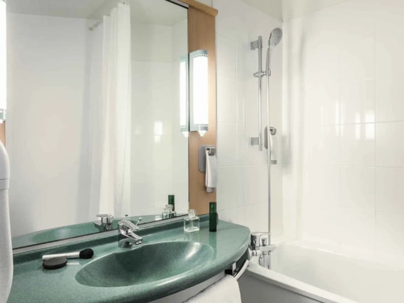 Ibis St Gratien - Enghien-Les-Bains — photo 2