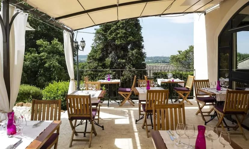 Le Clos De Pradines - Hotel - Uzès, Gard — photo 2