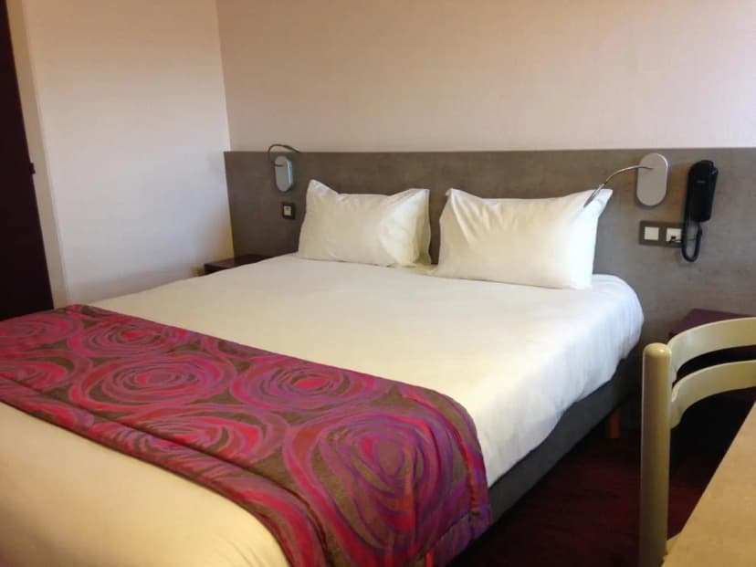 Brit Hotel Comfort Les Evens — photo 5