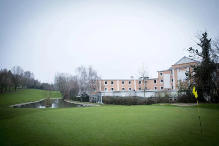 Hotel du Golf Rosny — photo 1
