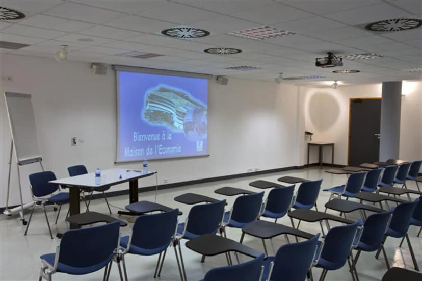 Maison de l'Économie — photo 1