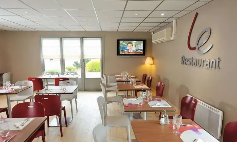 Hôtel Restaurant Kyriad de Sedan — photo 4
