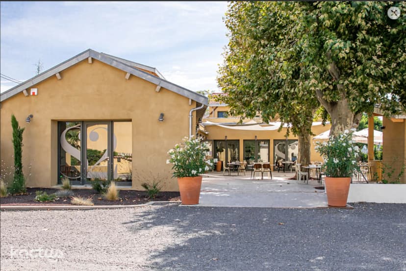 Saison2 - Restaurant Et Lieu De Réunion/Séminaire — photo 1