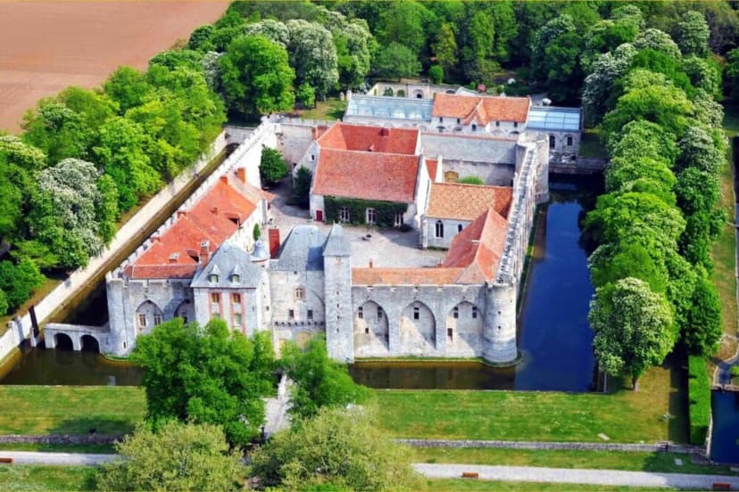 Château de Farcheville — photo 1