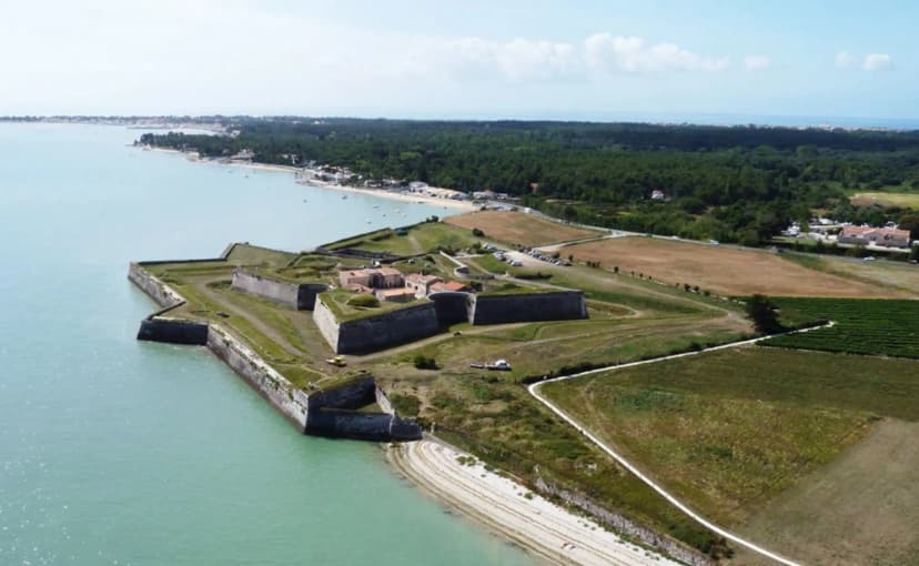Fort La Prée — photo 1