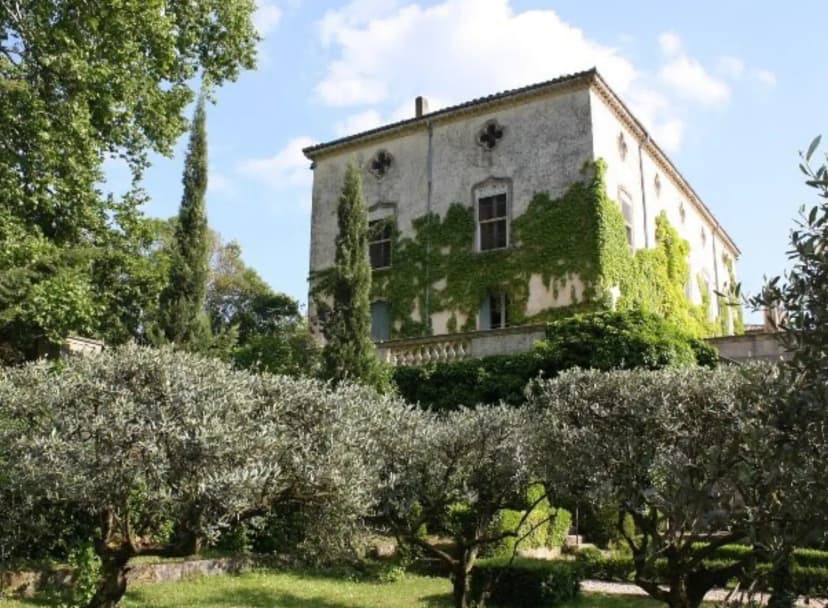Les Studios-Hôtel de Sommières — photo 1