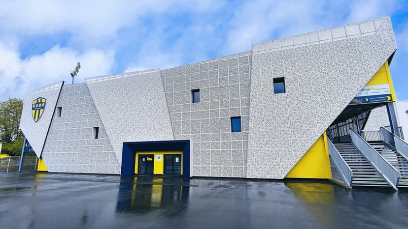 Stade du Pré Fleuri — photo 1