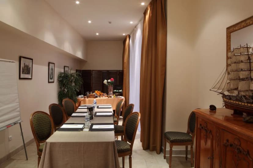 Amiral Hotel — photo 2