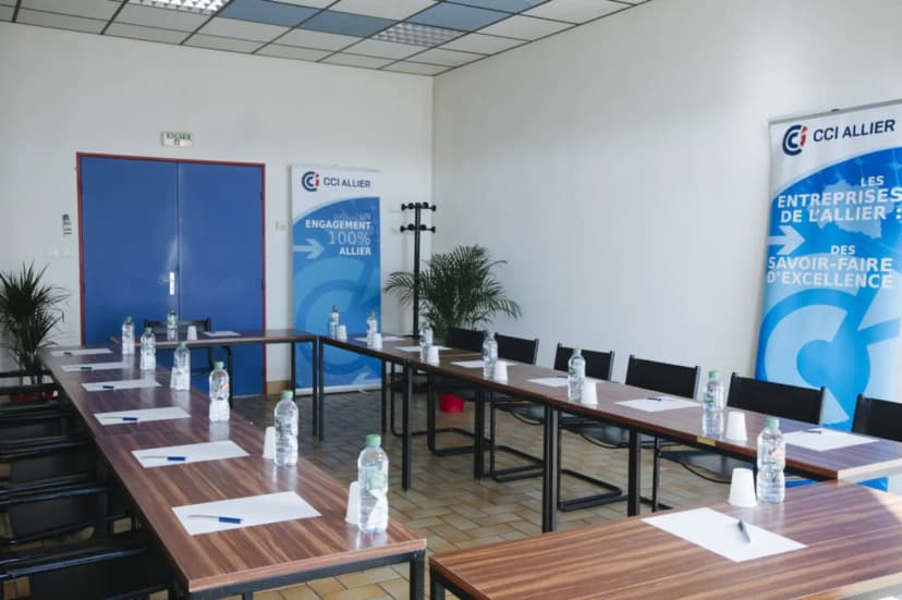 Moulins – Montbeugny Airport — photo 1