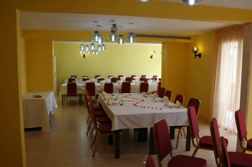 Logis Hôtel de la Loire — photo 3