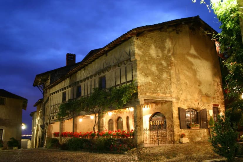 Hostellerie de Perouges — photo 1