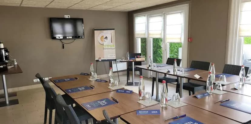 Hôtel Restaurant Campanile Saint-Quentin — photo 2
