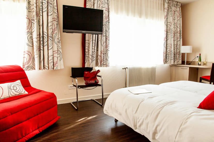 Logis Hôtel le Ménestrel — photo 3