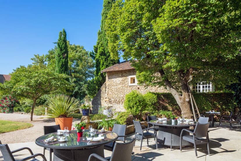 Le Pré Du Moulin - Maison Alonso Hotel & Restaurant — photo 1