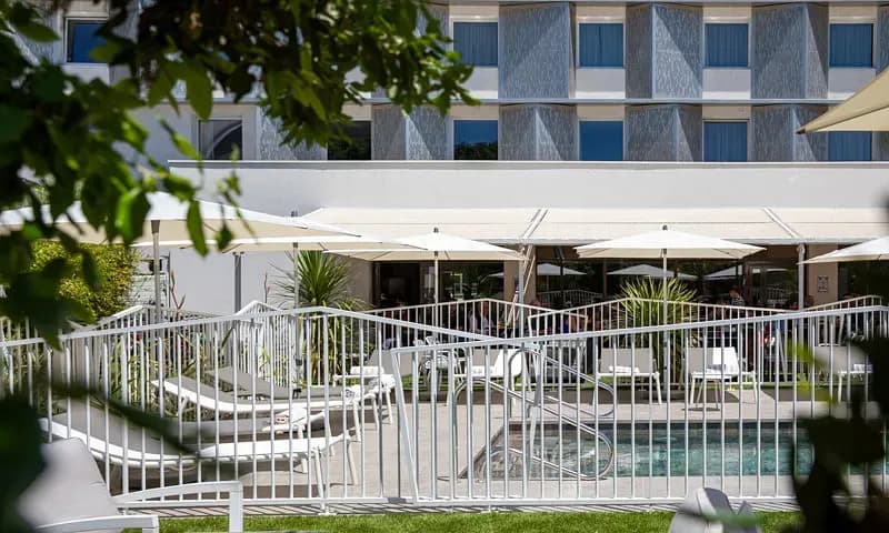 AC Hotel by Marriott Marseille Prado Velodrome — photo 5