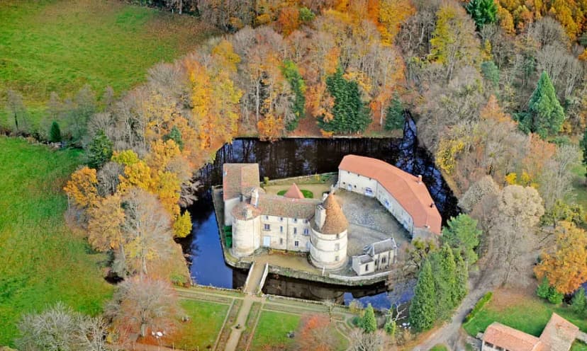 Castle Martinanches — photo 1
