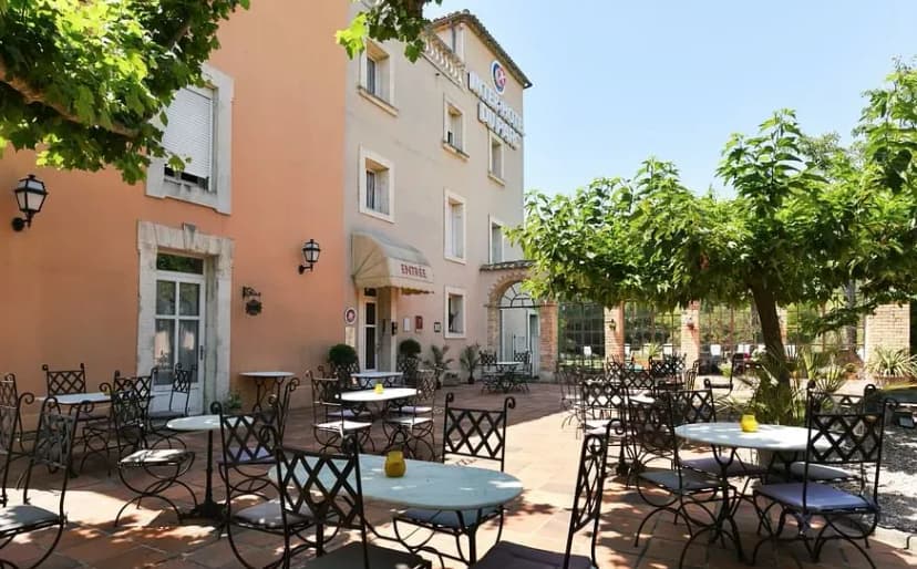 The Originals City, Hôtel du Parc, Avignon Est (Inter-Hotel) — photo 1