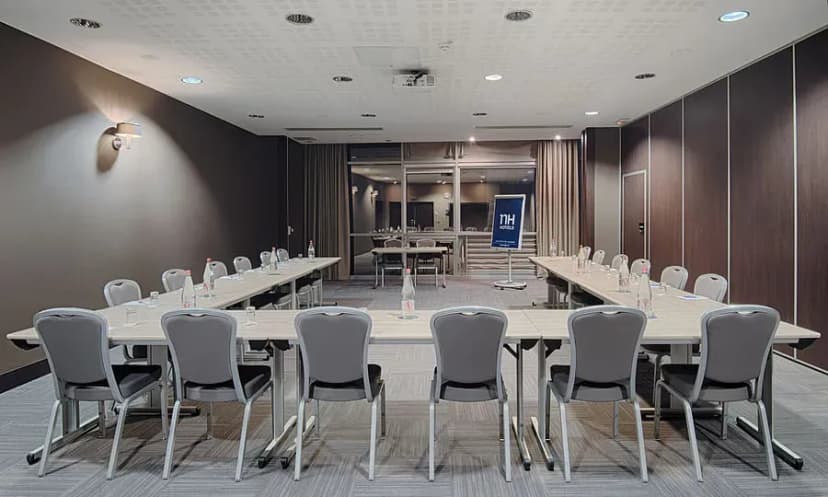 Hotel NH Lyon Airport — photo 2