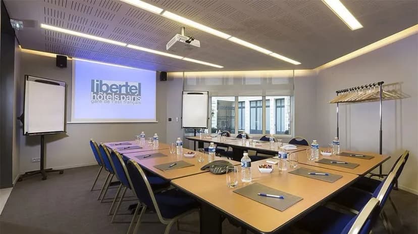 Hôtel Libertel Gare de L'Est Français — photo 1