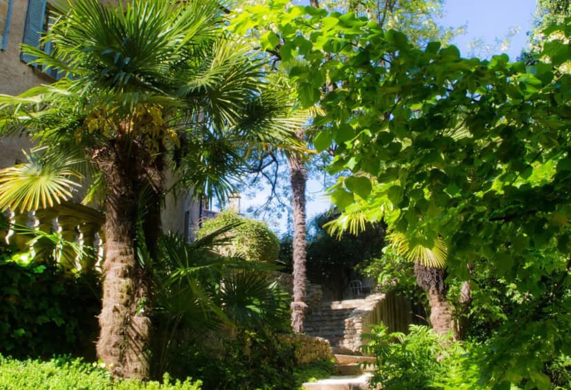 Château D'uzer : Maison D'hôtes, D'amis, De Famille — photo 2