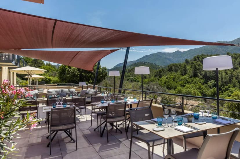 Hôtel Sainte Victoire Vauvenargues — photo 5
