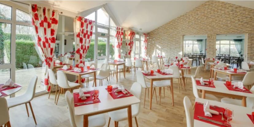 Hotel Le Relais De Voisins — photo 4