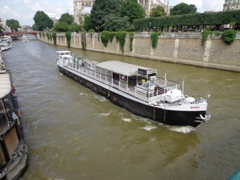 Péniche henjo — photo 1
