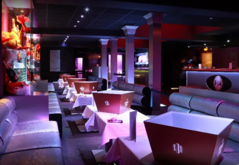 The Club Suite — photo 1