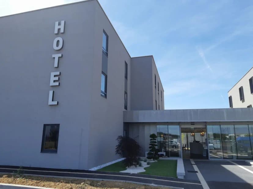 Brit Hotel Saint-Dizier — photo 1