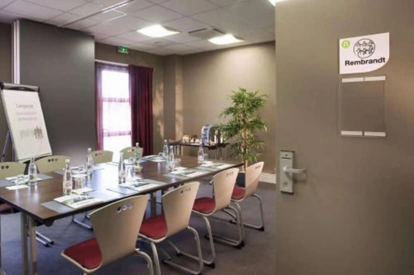 Hotel Restaurant Campanile Roissy Le Mesnil-Amelot — photo 3