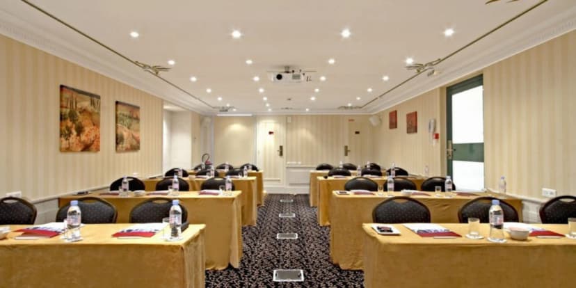 Golden Tulip Hotel Cannes - Hotel De Paris — photo 4