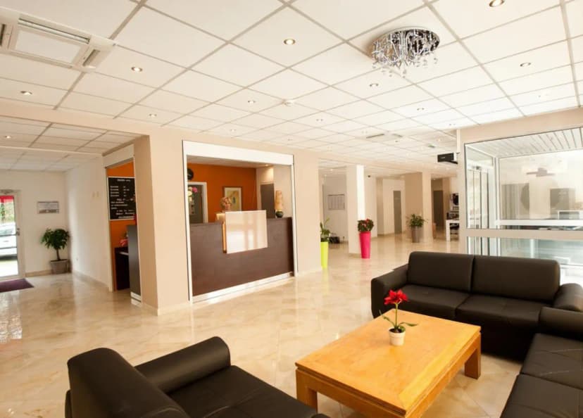Milton Hotel — photo 3