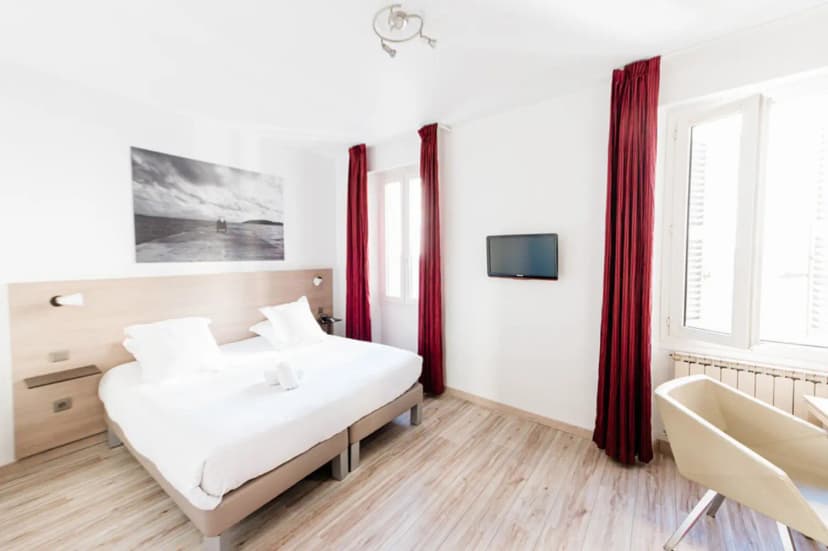 Grand Hôtel Dauphiné - Boutique Hotel & Suites — photo 4