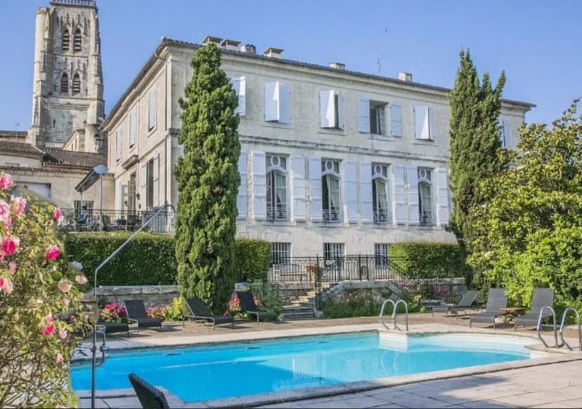 Logis Hôtel de Bastard — photo 1