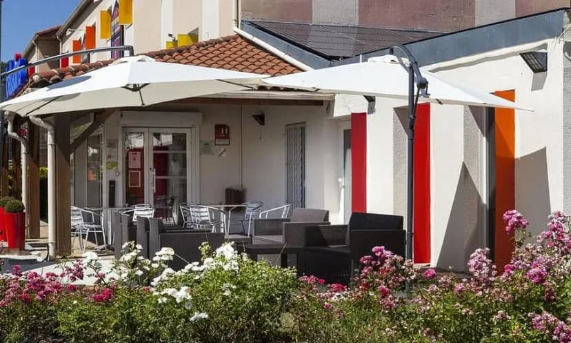 Brit Hotel Foix — photo 4