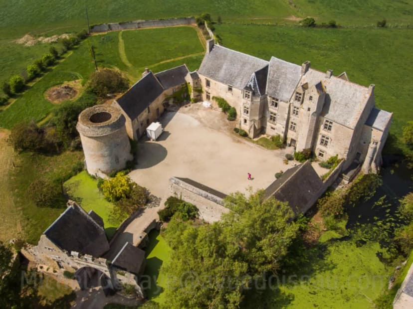 Manoir d'Argouges — photo 1